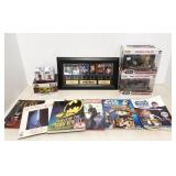 Group Star Wars figures, books, etc.