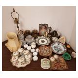 Group incl. French, English & German porcelain,