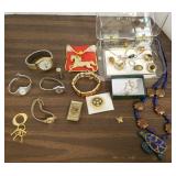 Group of jewelry incl. 14k butterfly pendant,