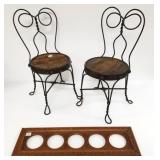 Antique picture frame & 2 antique child