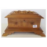 Swiss Reuge carved musical jewelry box with key