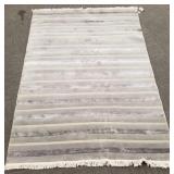 Mod handmade rug approx 5 1/2