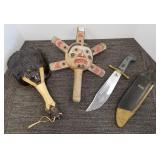 Case incl. Davy Crockett knife, 2 Native American