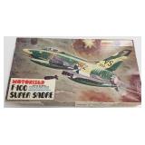 Lindberg F-100 super sabre model in box