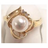 14k gold ring set with 7mm pearl & diamonds