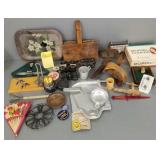 Gp vintage collectibles incl opera glasses,