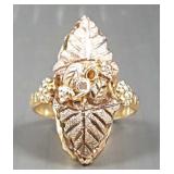 10k Black Hills gold ring- 4.6g, size 6