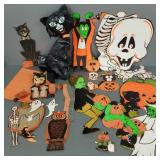 Gp Halloween paper items, blow up cat, etc.