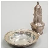 2 pieces sterling silver incl. muffineer & small