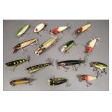 15 vintage fishing lures: 5' largest