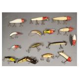 15 vintage fishing lures: 5' largest