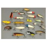 20 vintage fishing lures incl Heddon: