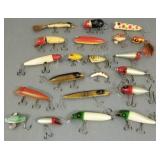 20 vintage fishing lures: some repainted-