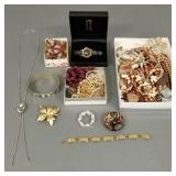 Gp vintage costume jewelry incl Trifari,