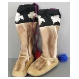 Pr Inuit made fur, leather & wool mukluk boots-