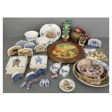 Collection Delft, etc organ grinder motif items