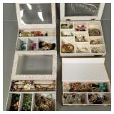 Gp designer style jewelry- mostly earrings in 4