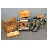 Gp incl 2 pr size 10 boots, travel case, took