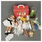 Collection of vintage dolls incl 1 Little Kiddle,