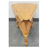 Conant Ball drop leaf side table- 23'H 30' x 22'