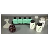 Gp vintage dresser jars, etc. incl a perfume, etc.