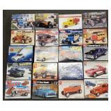 20 boxed 1/25 scale models: cars, hot rods, etc