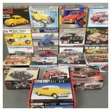 20 asst. 1/25 scale models: cars, hotrods, etc