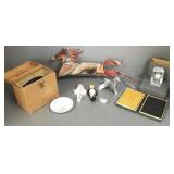 Gp incl Waterford clock, horse wall plaque, 45 RPM