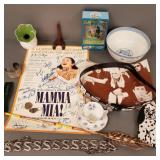 Gp incl Disney belt, posters, arrow bracelet, etc