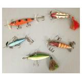 5 vintage side hook lures incl spinner-