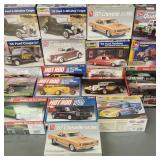 20 asst. 1/25 scale models: cars, hotrods, etc