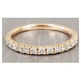 18k gold & diamond band: 2.2g, size 7, 15 diamonds