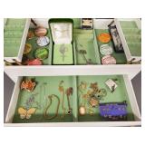 Sm. Gp. vintage jewelry, etc in jewelry box