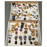 Gp. vintage medals, pins, etc. incl military,