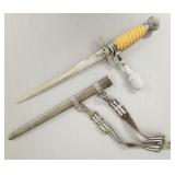 Vintage 3rd Reich dagger w/ sheath & belt hook-