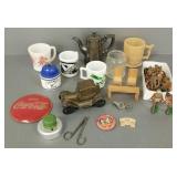 Gp Sm collectibles incl railroad teapot, Army