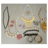 Gp vintage, etc. rhinestone, etc. jewelry incl Lg.