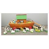 Large vintage handmade wood Noah's Ark pull toy w/
