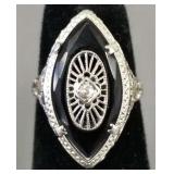 14k gold filigree ring s/w diamond & onyx- 4.0g,