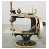 Antique Singer toy sewing machine- 7"H 7"W