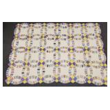 Double wedding ring patchwork quilt with