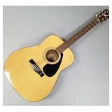 Yamaha FG-401 acoustic guitar in case w/