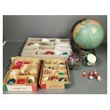 Gp incl vintage Christmas decoration & globe on