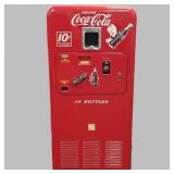 Coca Cola 10 cent Vendorlator VMC 33 bottle