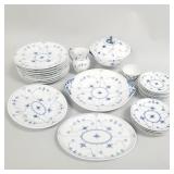 25 pcs Royal Copenhagen Blue Flute china & 1