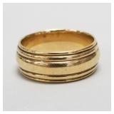 14K gold band- 7.2g; size 6 1/2
