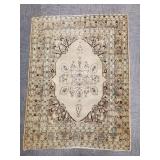 Antique handmade Oriental rug 4