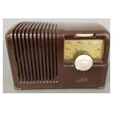 Deco Zenith model C520B radio (no cord) 5 1/2'H