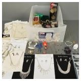 Gp asst. costume, etc. jewelry incl. N.O.S.