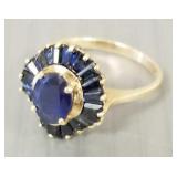 10K gold & sapphire ring- 3.2g; size 7